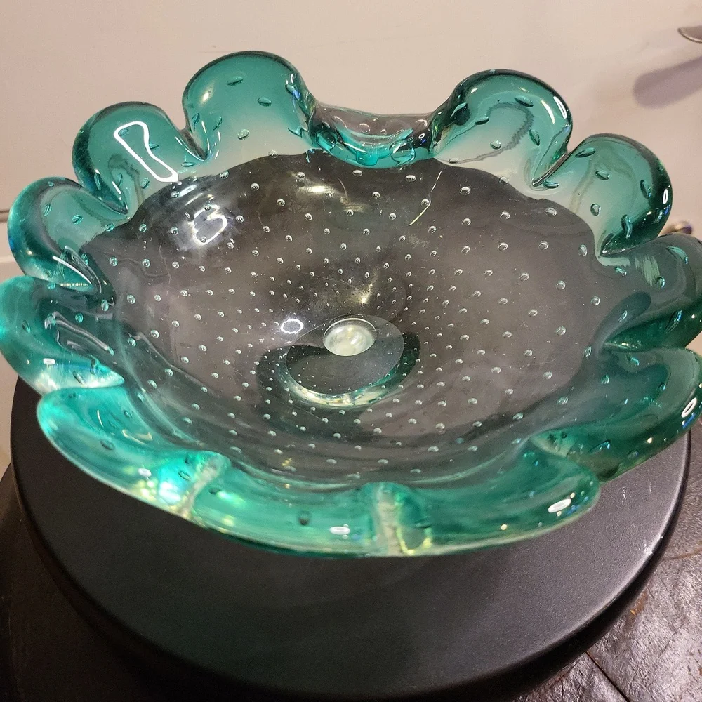 Murano Controlled Bubble Mint Green Heavy Assymetric Bowl w/ Scalloped E…